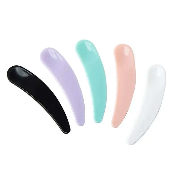 Wholesale mini Facial Mask Spoon Small Scoop Plastic Spoon Face Cream Spatula Cosmetic Packaging Kit Facial Cream Scoop