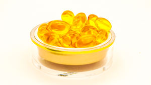 Huile de spores de <span class=keywords><strong>Ganoderma</strong></span> de haute qualité, pure et naturelle, huile essentielle de <span class=keywords><strong>Ganoderma</strong></span> lucidum en gélules molles, huile de spores de Reishi - Product Image 2