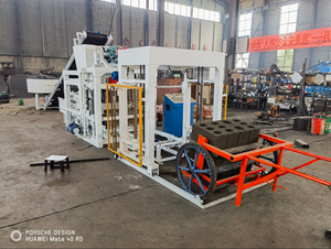 Machine automatique <span class=keywords><strong>de</strong></span> fabrication <span class=keywords><strong>de</strong></span> briques <span class=keywords><strong>de</strong></span> pavage avec interverrouillage PLC, alimentation par <span class=keywords><strong>palette</strong></span> et malaxeur QTJ4-25D - Product Image 2