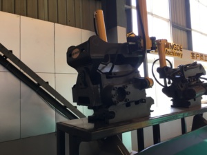 Maßgefertigte Bagger-Schnellwechsler mit Neigungsrotatoren Schnellkupplung Neig- und Dreh-Schnellwechsler - Product Image 3