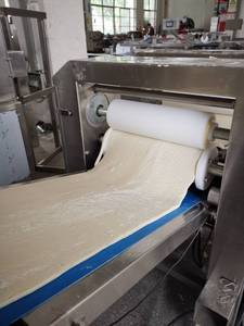 เครื่องทำลาชาพาราธาแบบอัตโนมัติ ราคาโรงงาน สำหรับอาหารกึ่งสำเร็จรูป ผลิตแป้งขนมปัง 3000-4000 ก้อน/ชั่วโมง - Product Image 4