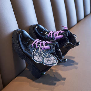 รองเท้าบูทเด็กแบบซิป หนัง PU สีพื้น ลายผีเสื้อ รองเท้าบูทข้อเท้าสำหรับเด็กเล็ก รองเท้าบูทฤดูหนาวสำหรับเด็ก - Product Image 3