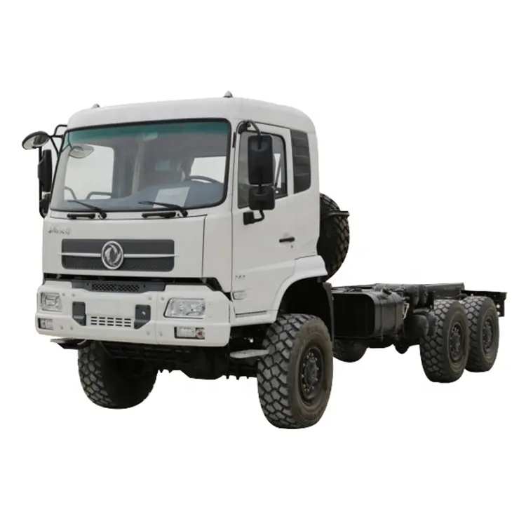 고성능 Dongfeng 6x6 유로 5 245hp 300hp 트럭 섀시 디젤 245 - 300hp ISD245 50 16000 KG 4100 + 1300 Mm 8JS118 CN; 허브