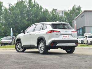 Joli véhicule de performance 2024 à YOTA COROLLAS CROSS 2.0L voiture neuve de luxe hybride intelligente fabriquée en Chine voiture à essence - Product Image 5
