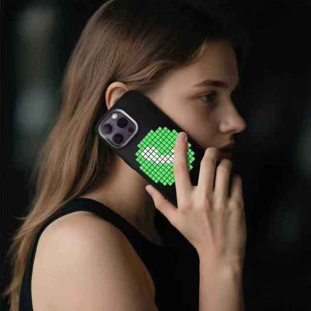 QY DIY NFC Enabled TPU Cell Phone Case with E-link Screen & Lights up Animation/Pattern Change for 15/14/16/17