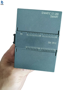 Module de contrôle d'automatisation industrielle modèle EM DR32, contrôleur logique programmable pour équipement d'usine et production manufacturière - Product Image 1