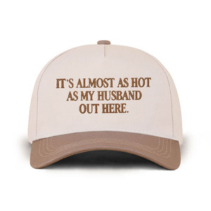 Nuovo Stile Cappello da Baseball da Donna a 5 Pannelli in Cotone Bicolore con Ricamo 'AS MY HUSBAND OUT HERE' Cappelli Trucker alla Moda - Product Image 1