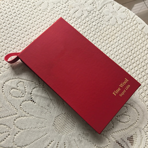 Libro campionario di tessuti per tende a rullo, tende romane e tessuti personalizzati per design di coperture - Product Image 1