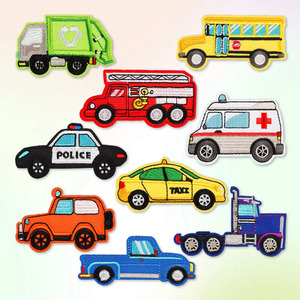 El nuevo Hot Mini Cute Parches bordados Venta al por mayor Parches de vehículos Coche Ambulancia Taxi Personalizado Hierro en parche Bordado Coches - Product Image 1