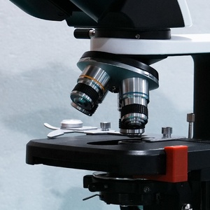 Microscopio Biobase Binocular con Cabezal Giratorio BME-20E, Microscopio Biológico Económico para Laboratorio - Product Image 5