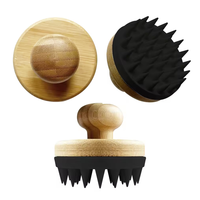 Brosse à shampooing avec manche en bois de bambou naturel et biologique Brosse à cheveux en silicone avec logo personnalisé Brosse à shampooing pour massage du cuir chevelu