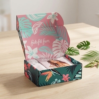Boîtes d'expédition en carton ondulé personnalisées avec logo imprimé, boîtes d'expédition en carton bon marché avec estampage pour l'emballage des petites entreprises de commerce électronique