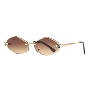 Gafas de Sol Estilo Europeo Ojo de Gato, Montura Metálica Sin Marco, UV400, Unisex, Diseño Moderno para Streetwear, Tipo 3 - Product Image 1