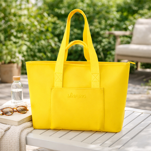 MINFUNG Maßgefertigte Neopren-Tragetasche OEM Private Label Große Kapazität Wasserdichte Wiederverwendbare Umweltfreundliche Reise-Strandtasche mit Reißverschluss - Product Image 3