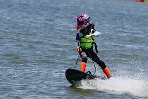 Planche de <span class=keywords><strong>surf</strong></span> électrique puissante TAME BILLOW YH-ES02 15KW, vitesse de 50 km/h, aucune profondeur d'eau minimale requise, <span class=keywords><strong>surf</strong></span> <span class=keywords><strong>super</strong></span> libre - Product Image 2