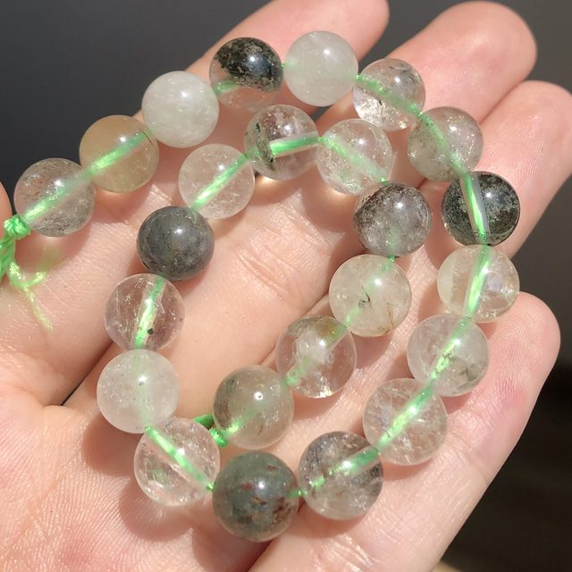 Quartz fantôme vert