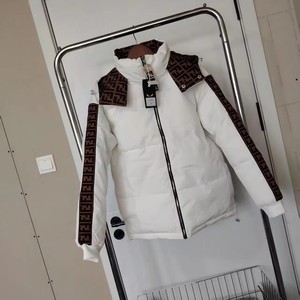 Giacca Reversibile di Lusso 2026 Di, 90% Piuma d'Oca, Impermeabile e Traspirante, Cappotto alla Moda con Zip e Logo Frontale per Uomo e Donna - Product Image 4