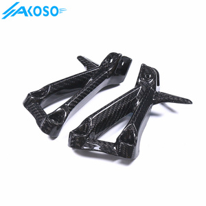 Kit de Soporte para Reposapiés de Pasajero de Motocicleta AKOSO de Cinco Capas de Fibra de Carbono, Cubierta Protectora para Talones para Yamaha <span class=keywords><strong>MT10</strong></span> FZ10 2016-2021 2018 <span class=keywords><strong>2019</strong></span> - Product Image 4