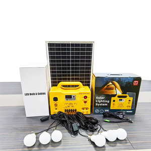Kit de Iluminación LED Solar para el Hogar de 111 Wh con Radio FM, Reproductor MP3, Bluetooth y 6 Bombillas LED con Estación de Energía Portátil de Iones de Litio - Product Image 1