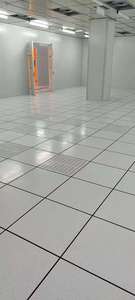 Accesorios para Salas de Servidores a Precios Accesibles: Piso Antiestático de Acero Inoxidable Mero con Soporte de Vinilo y Aluminio - Product Image 6