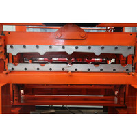 Machine à tôlerie pour acier coloré laminé avec film anti-pression 860, alimentation 1250 mm, épaisseur 0,5-0,75 mm, contrôle de longueur PLC, vitesse 12-16 m/min, pour tôles de couverture