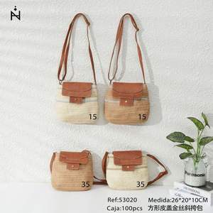 BOSLO Bolso bandolera cuadrado de piel con solapa y hilo dorado 26x20x10cm - Product Image 3