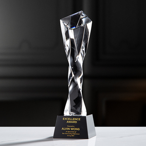 Trofeo <span class=keywords><strong>de</strong></span> Cristal Artificial Personalizado |   Escultura Grabada Creativa para Graduación y Premios a Personal Destacado - Product Image 4