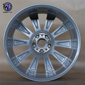 Rueda Forjada Wheeltype de 18 Pulgadas (15-28) 18X7.5, Jante 5X108, 5 Orificios, ET 52.5, Acabado Plateado, Aleación de Aluminio, Rin para Auto de Pasajeros - Product Image 4