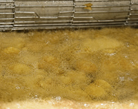 Plantainchips voor snackvoedsel groothandel private label zoute knapperige plantainschijfjes bulk voor retail export Latijns-Amerika