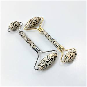 Accueilli naturel Double Tête Dalmatien Jasper outil à la main Rouleau peau outil de massage pour anti-vieillissement - Product Image 1