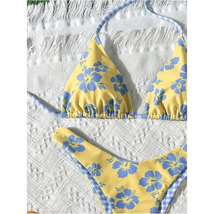 Ensemble de bikini réversible pour femmes, imprimé floral, haut de bikini triangle à bretelles, string à coupe haute, maillot de bain en spandex et polyester, 2 pièces - Product Image 4