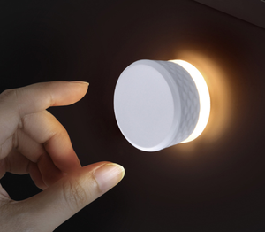 Table de chevet de luxe moderne monotrou poignée chambre armoire tiroir lumineux tactile sensible vente en gros pour salle de bain extérieure - Product Image 2