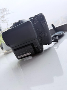 Cámara de Cine Profesional Canon EOS C70 4K con Montura RF, Full Frame, de Alta Gama para Creación de Contenido - Product Image 5