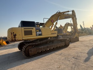 Excavadora sobre orugas Komatsu PC460 usada de alta eficiencia, máquina potente para construcción, trabajos de cantera y grandes proyectos de movimiento de tierras - Product Image 3