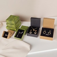 Boîtes d'emballage pour bijoux en stock – Gamme complète de spécifications – Boîtes pour colliers, bagues et boucles d'oreilles – Petites boîtes vintage avec couvercle supérieur et inférieur en papier kraft