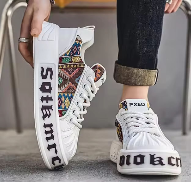 สีน้ำตาล