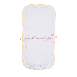 Cá nhân bé gái ợ quần áo 100% cotton Đồng bằng màu trắng Monogram bé BIB Bộ - Product Image 6