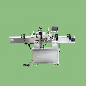 Lignes de production spécialisées pour le remplissage, le bouchage, la scellage en aluminium et l'étiquetage des bouteilles en plastique de jus et d'eau. - Product Image 1