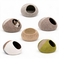 Niche pour chat en feutre de laine multicolore, faite à la main, écologique, lit confortable pour animaux de compagnie, maison pour animaux de compagnie personnalisée