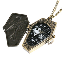 Montre de poche vintage sur le thème de L'Étrange Noël de Monsieur Jack, design squelette Jack crâne cercueil, cadeau gothique pour les fans et les collectionneurs