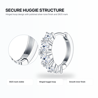Boucles d'oreilles créoles personnalisées en argent sterling 925 avec cinq pierres de moissanite, bijoux fins S925 pour femmes