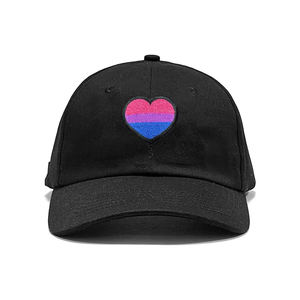 Gorra de béisbol con bordado de corazón de arcoíris de algodón personalizado, sombrero de papá sin estructura liso de 6 paneles con ala curva de alta calidad - Product Image 5