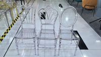 Chaise en acrylique, ensemble tables à manger et chaises pour fêtes en plein air, tables de banquet, chaise chiavari empilable transparente
