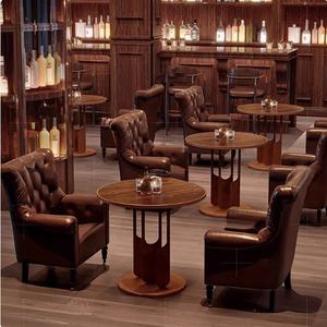 أثاث تجاري للحانات والنوادي الليلية وقاعات الكاريوكي يشمل كراسي وطاولات طعام بتصميم عصري من الجلد - Product Image 2