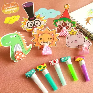 10 piezas de sopladores musicales divertidos para fiestas con silbatos con flecos para graznadores en fiestas de San Valentín - Product Image 1
