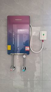 Aquecedor de Água Elétrico Inteligente para Apartamento de Hotel Cinco Estrelas, LED, Montado na Parede, Aquecimento Rápido, Água Quente Instantânea para Uso Doméstico - Product Image 4