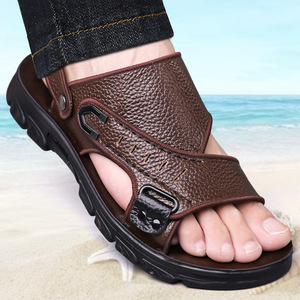 Sandales d'été décontractées pour hommes en cuir véritable, respirantes, antidérapantes, à bout ouvert, légères, avec soutien de la voûte plantaire et semelle souple, pour la plage - Product Image 3