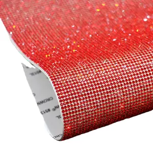 Vente chaude en gros SS6 Strass Feuille 24*40 cm Plusieurs couleurs Cristal Strass Autocollant Feuille