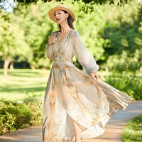 Robe longue élégante haut de gamme en soie pour femme, style vintage, nouvelle collection printemps 2026, motif floral, en soie de mûrier, taille haute, col en V, antistatique