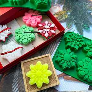 OEM/ODM Food Grade <b>Silicone</b> <b>Christmas</b> Snowflake <b>Molds</b> 2Pcs Non-Toxic Eco-Friendly Customizable for Holiday DIY Use - Product Image 4